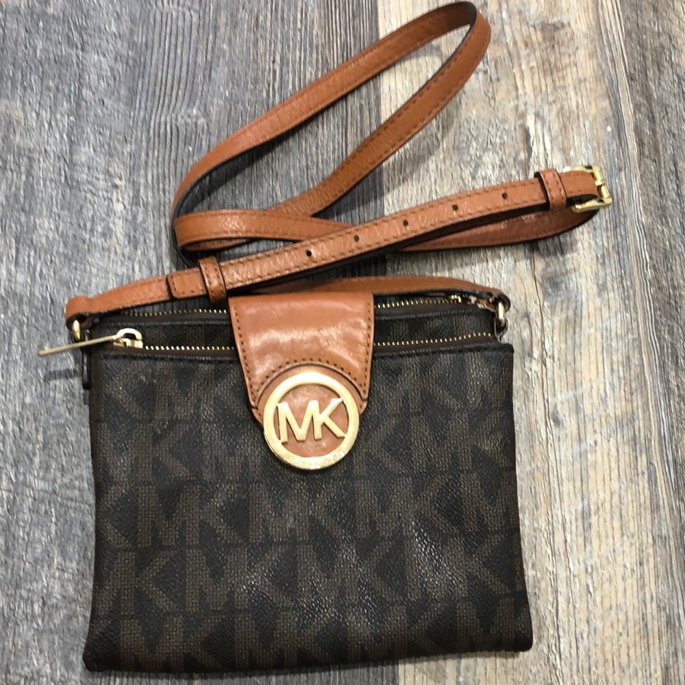 Michael Kors MK logo Crossbody purse